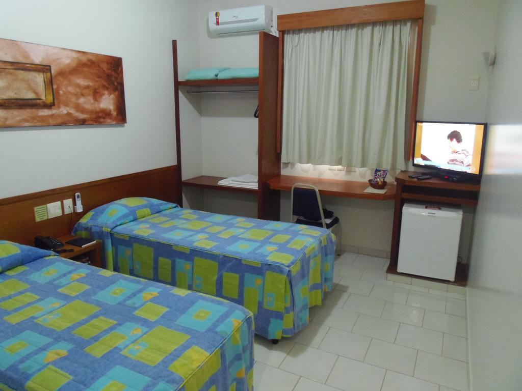 Sanare Hotel Uberlândia Eksteriør bilde