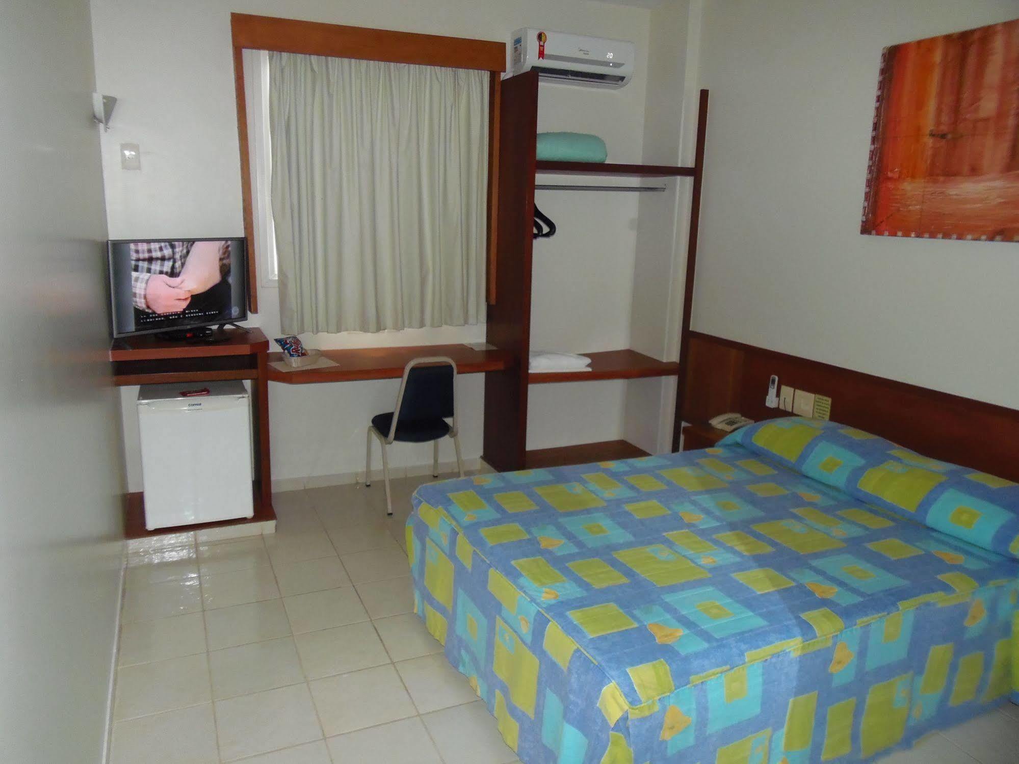 Sanare Hotel Uberlândia Eksteriør bilde