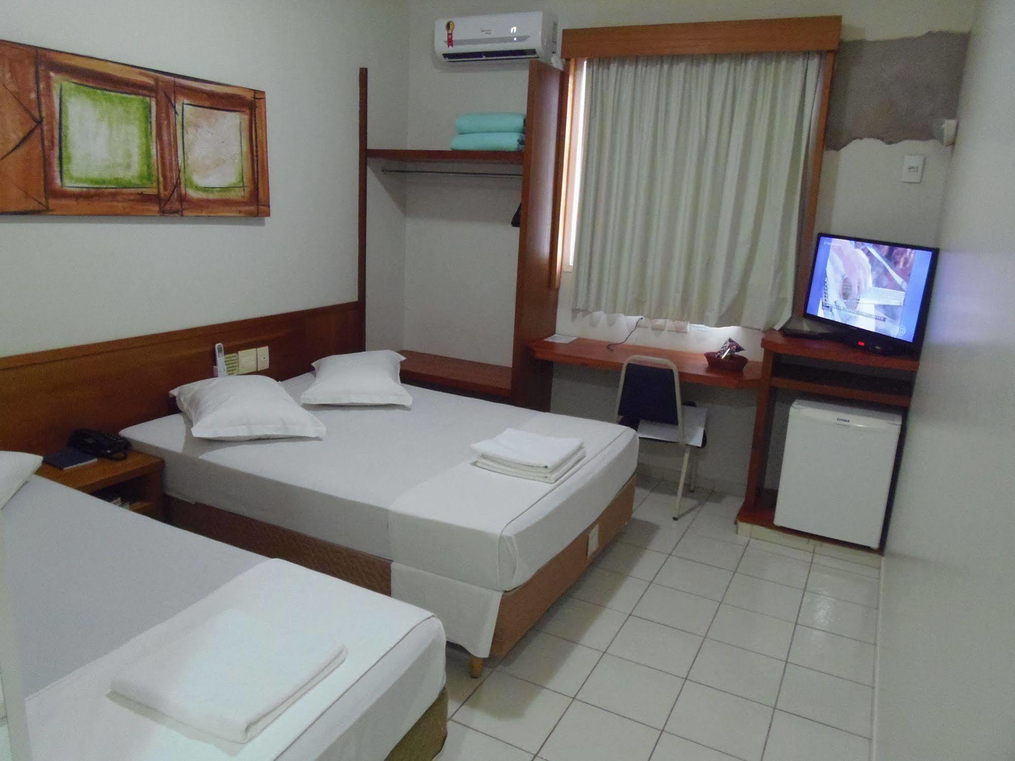 Sanare Hotel Uberlândia Eksteriør bilde